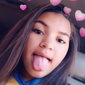 Meet your Posher, Amaya